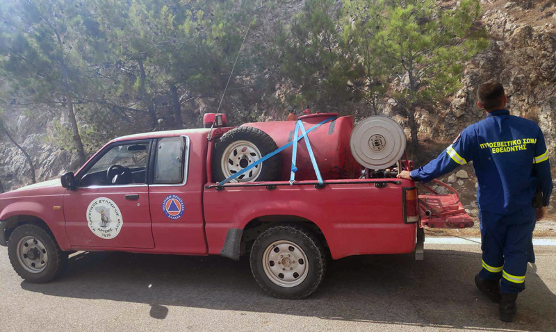Οι κυνηγοί της Χίου στη μάχη της φωτιάς στη Σιδηρούντα